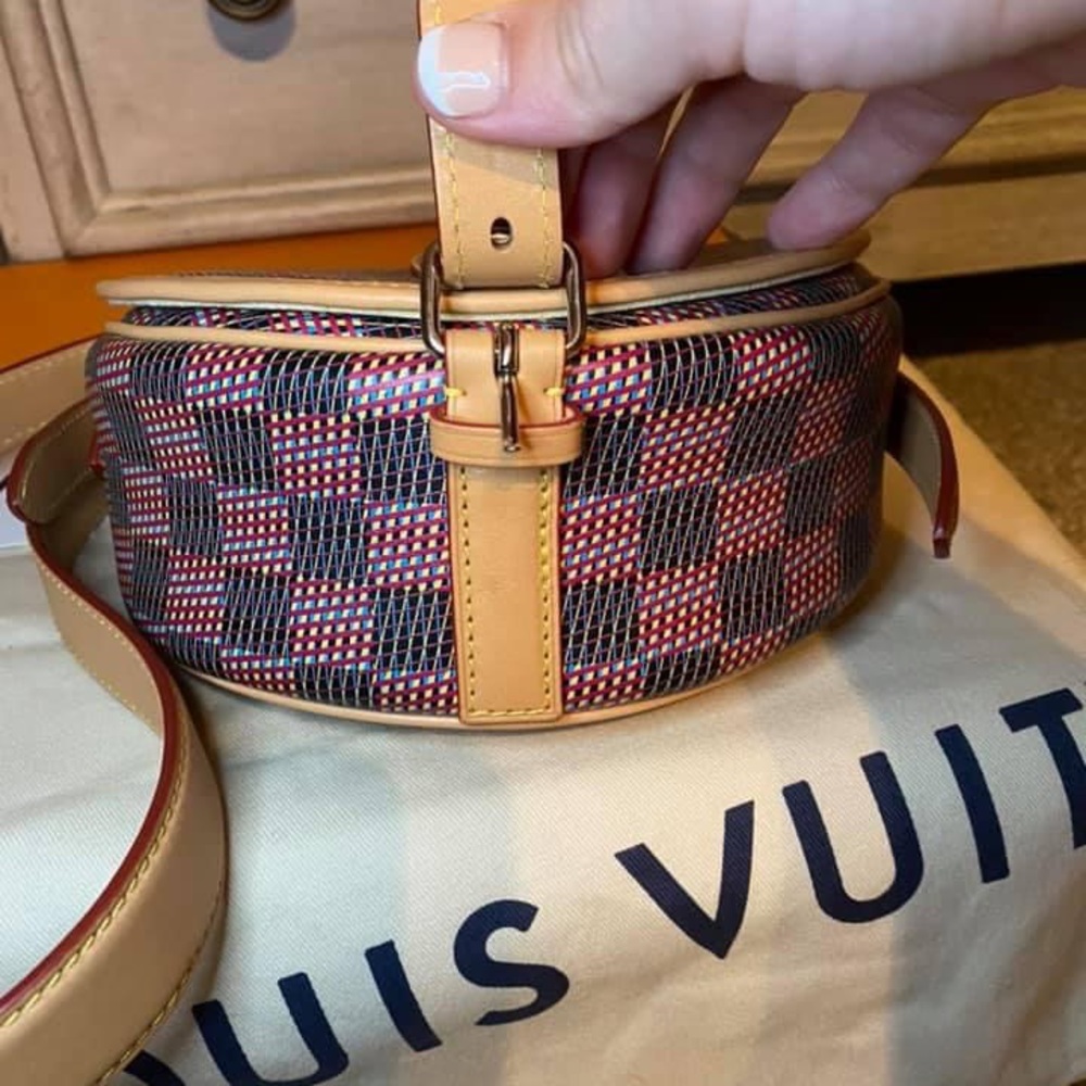 Sold!!!! Louis Vuitton Tamborin - Picture 6 of 9